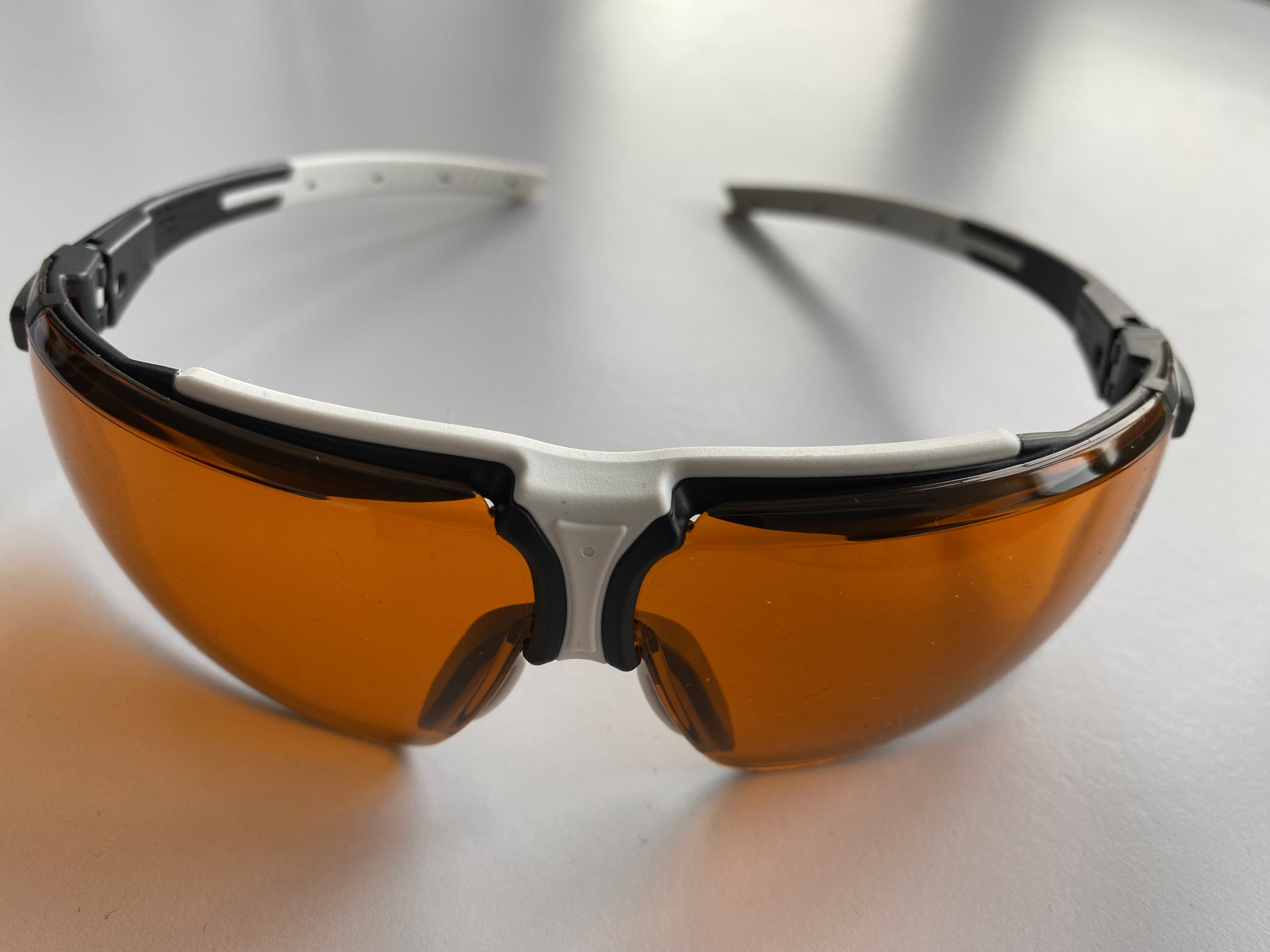 Laser safety goggles for PACT 500 &amp; blue DUO laser 
